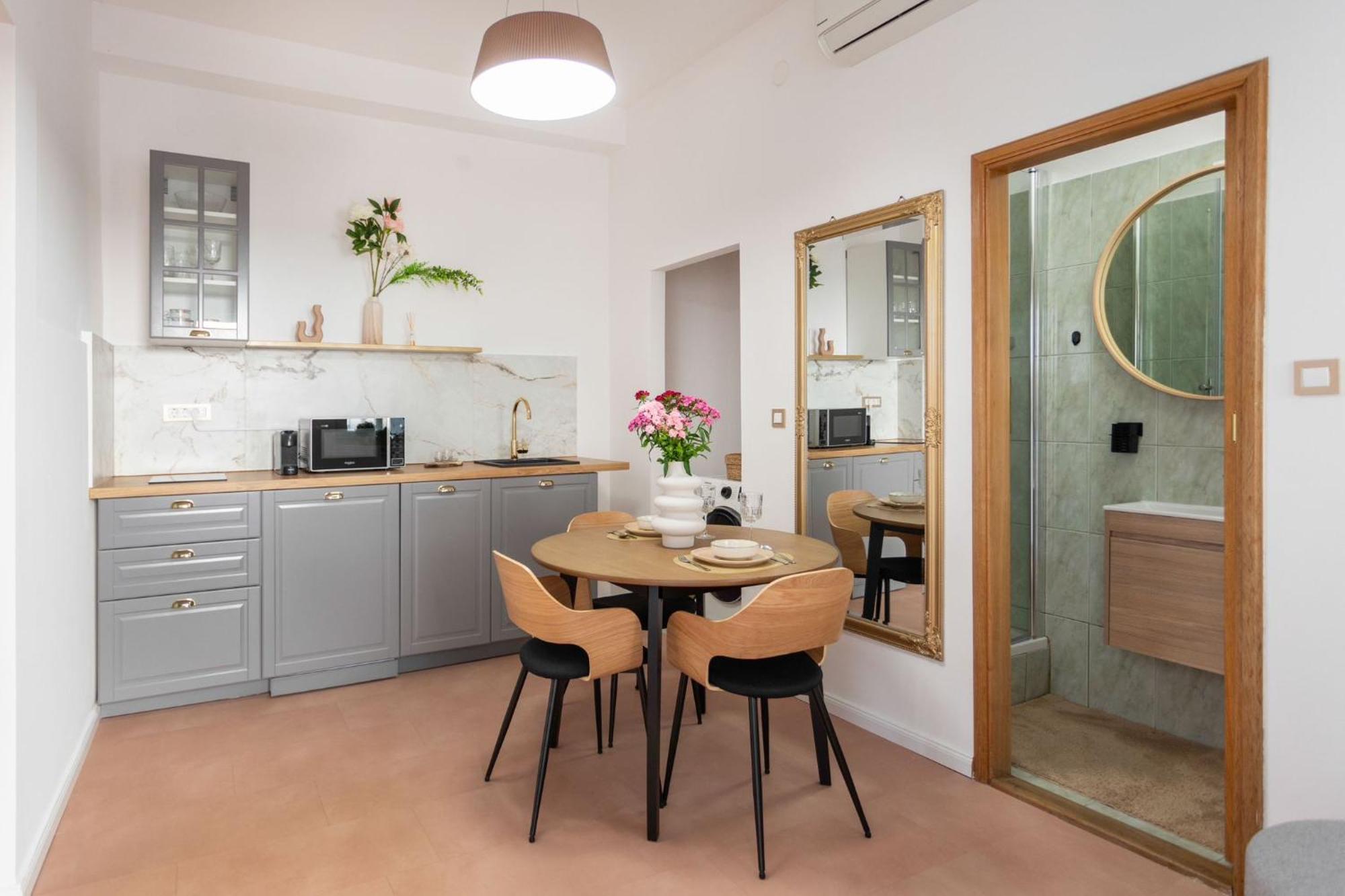 Apartment That Center Place
